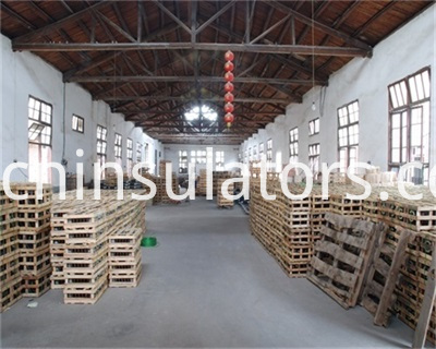 aislante de porcelana porcelain insulator